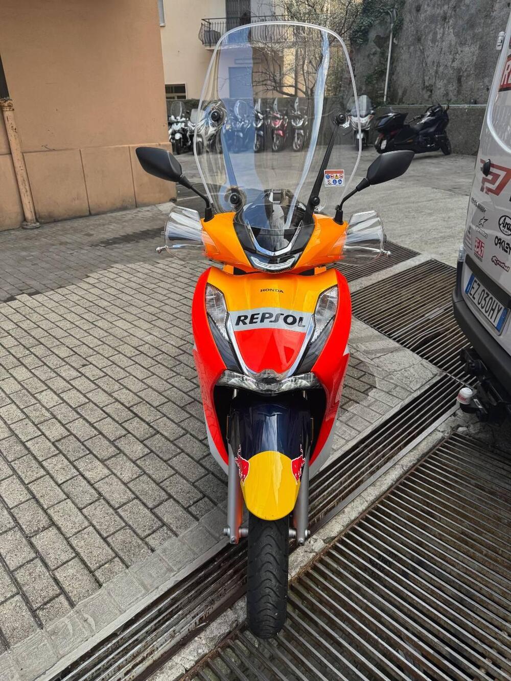 Honda SH 350 Sport (2021 - 24) (2)