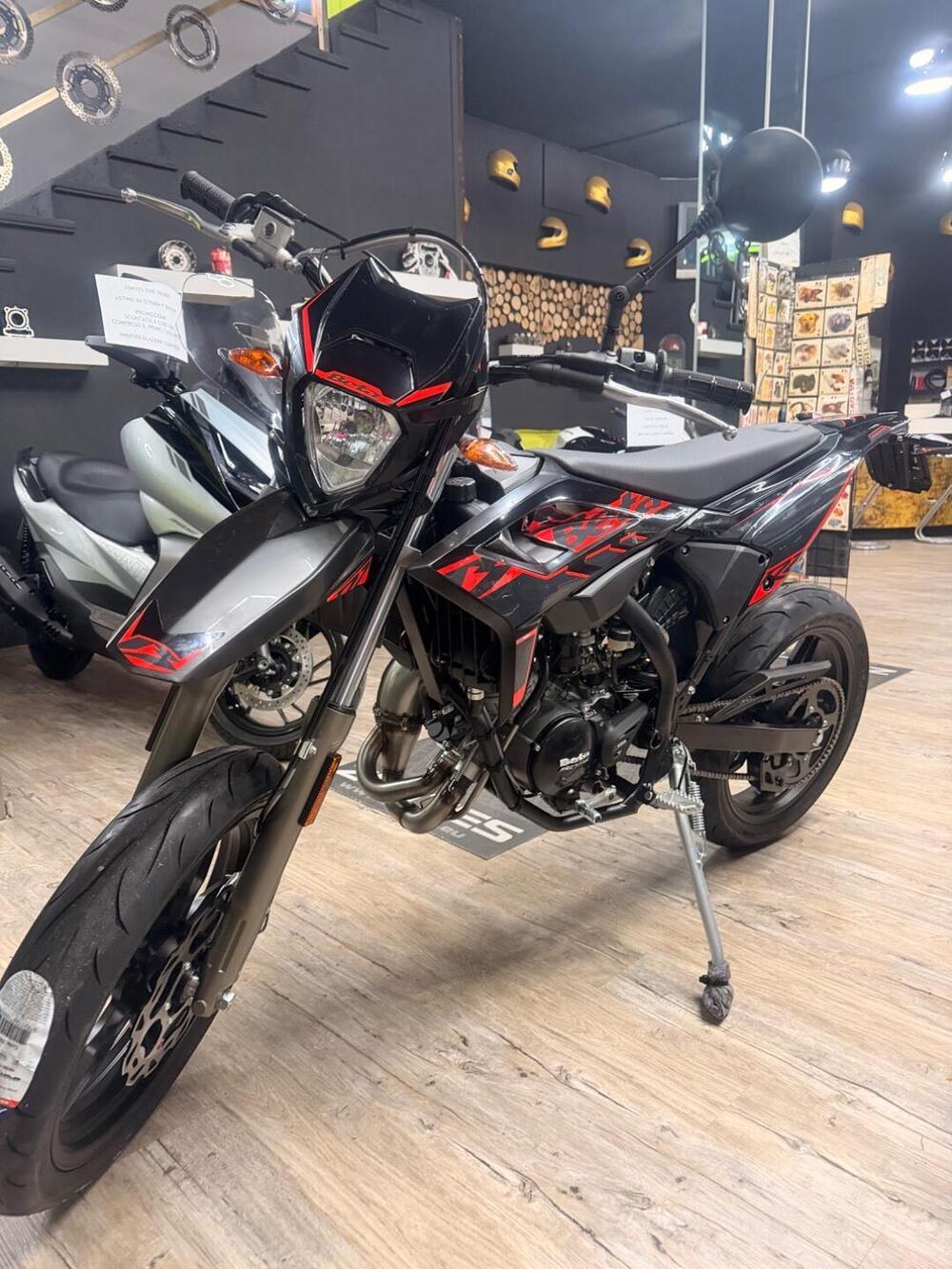 Betamotor RR 50 Motard - X Special Edition (2024 - 26) (3)