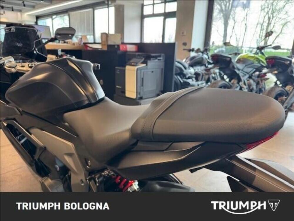 Triumph Daytona 660 (2024 - 26) (3)