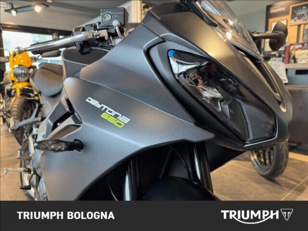 Triumph Daytona 660 (2024 - 26) (6)