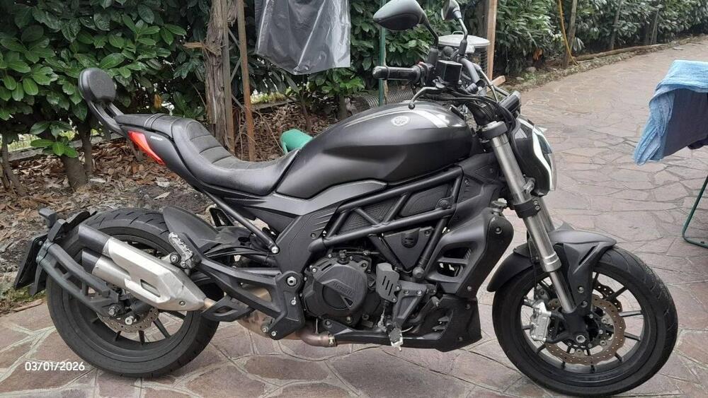 Benelli 502 C (2021 - 25)