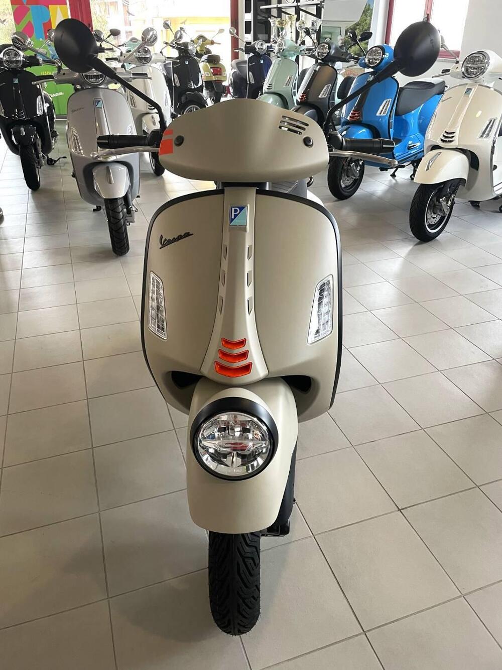 Vespa GTV 310 (2025 - 26) (2)