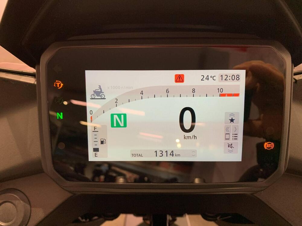 Honda Transalp XL750 (2025) (6)