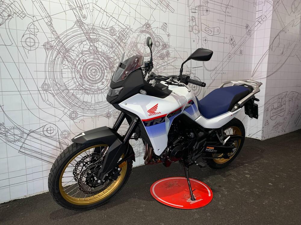 Honda Transalp XL750 (2025) (4)