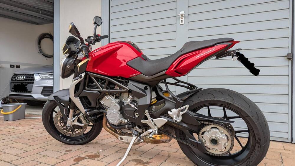 MV Agusta Brutale 675 EAS ABS (2011 - 16) (3)