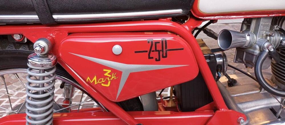 Ducati 250 MARK3 (3)