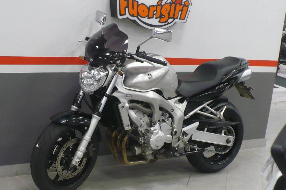 Yamaha FZ6 (2004 - 07) (3)