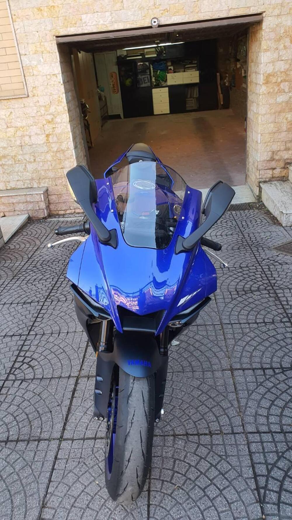 Yamaha YZF R1 (2020 - 25) (3)