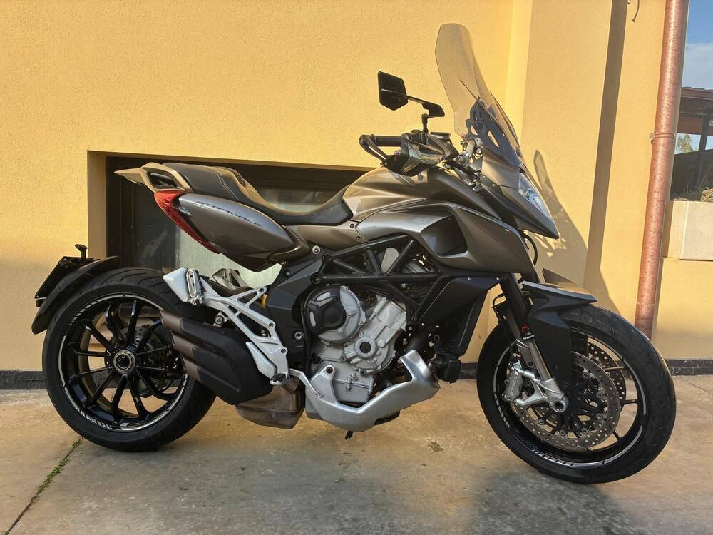 MV Agusta Stradale 800 EAS ABS (2015 - 17) (3)