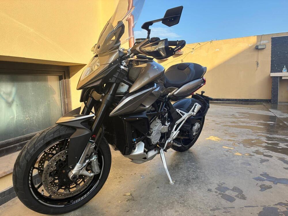 MV Agusta Stradale 800 EAS ABS (2015 - 17) (4)