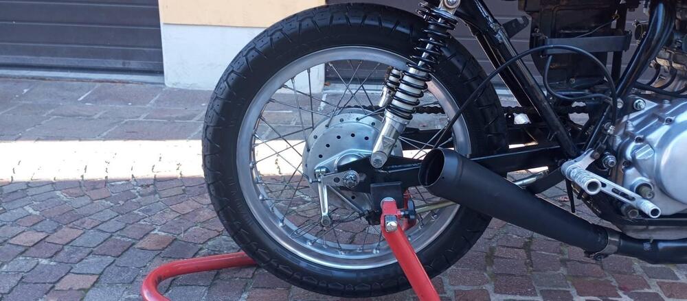 Honda CB 400 FOUR DERIVATE DI SERIE (10)