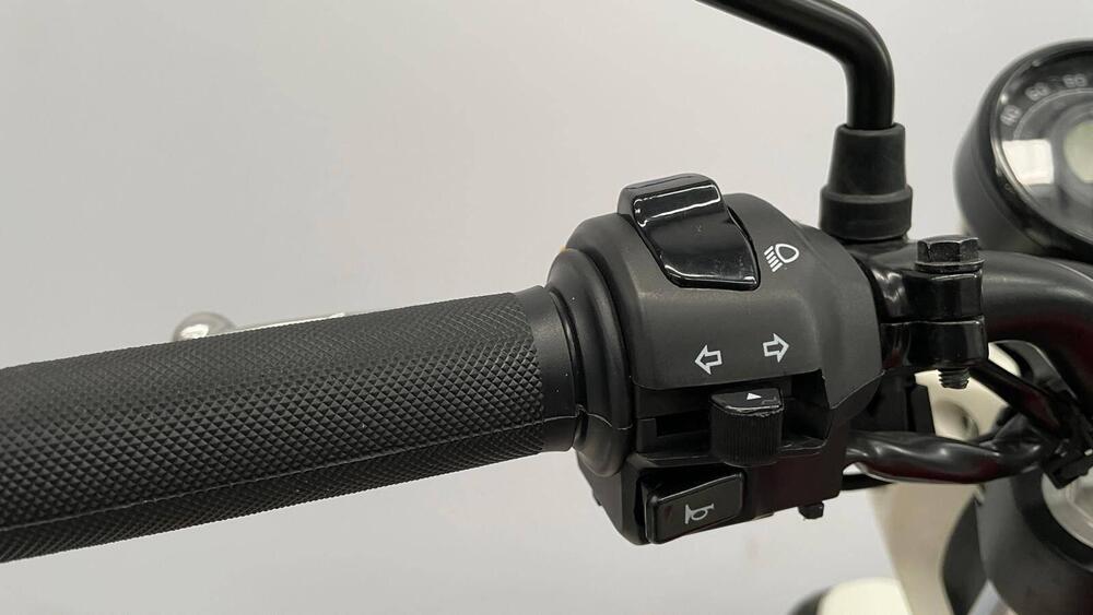 Royal Enfield Scram 411 (2022 - 24) (13)