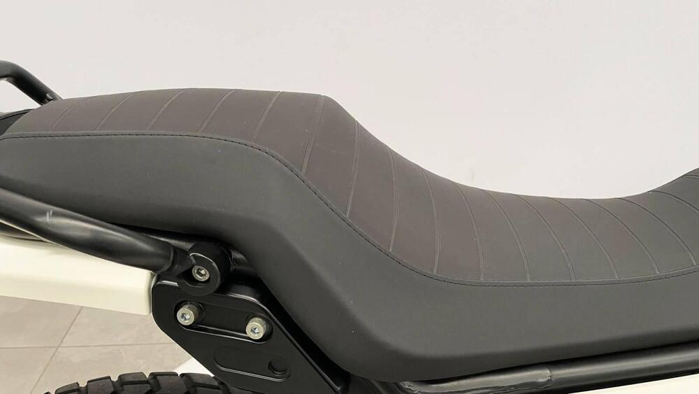 Royal Enfield Scram 411 (2022 - 24) (11)