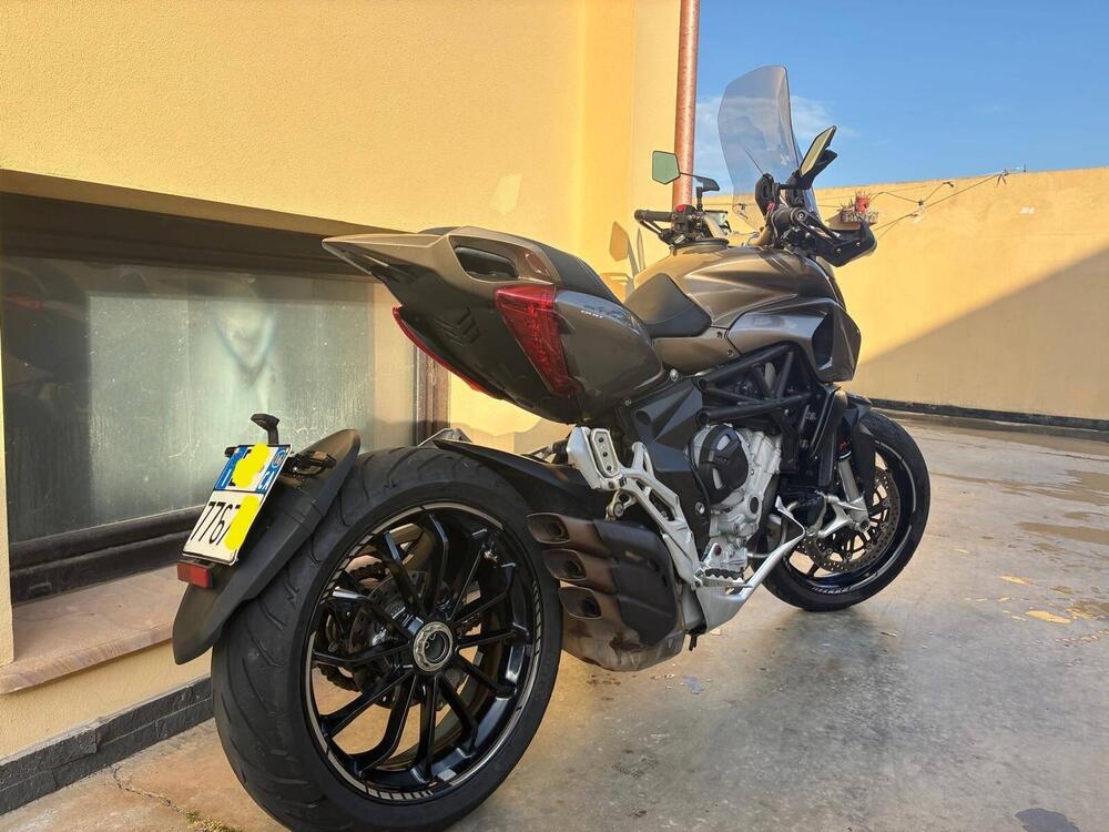 MV Agusta Stradale 800 EAS ABS (2015 - 17) (6)