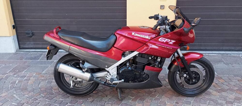 Kawasaki GPZ500S