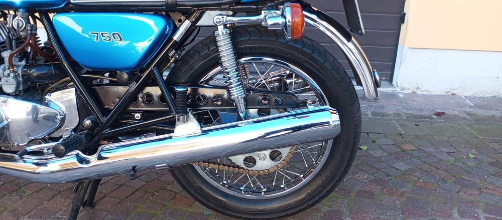 Kawasaki MACH 4 H2 (6)