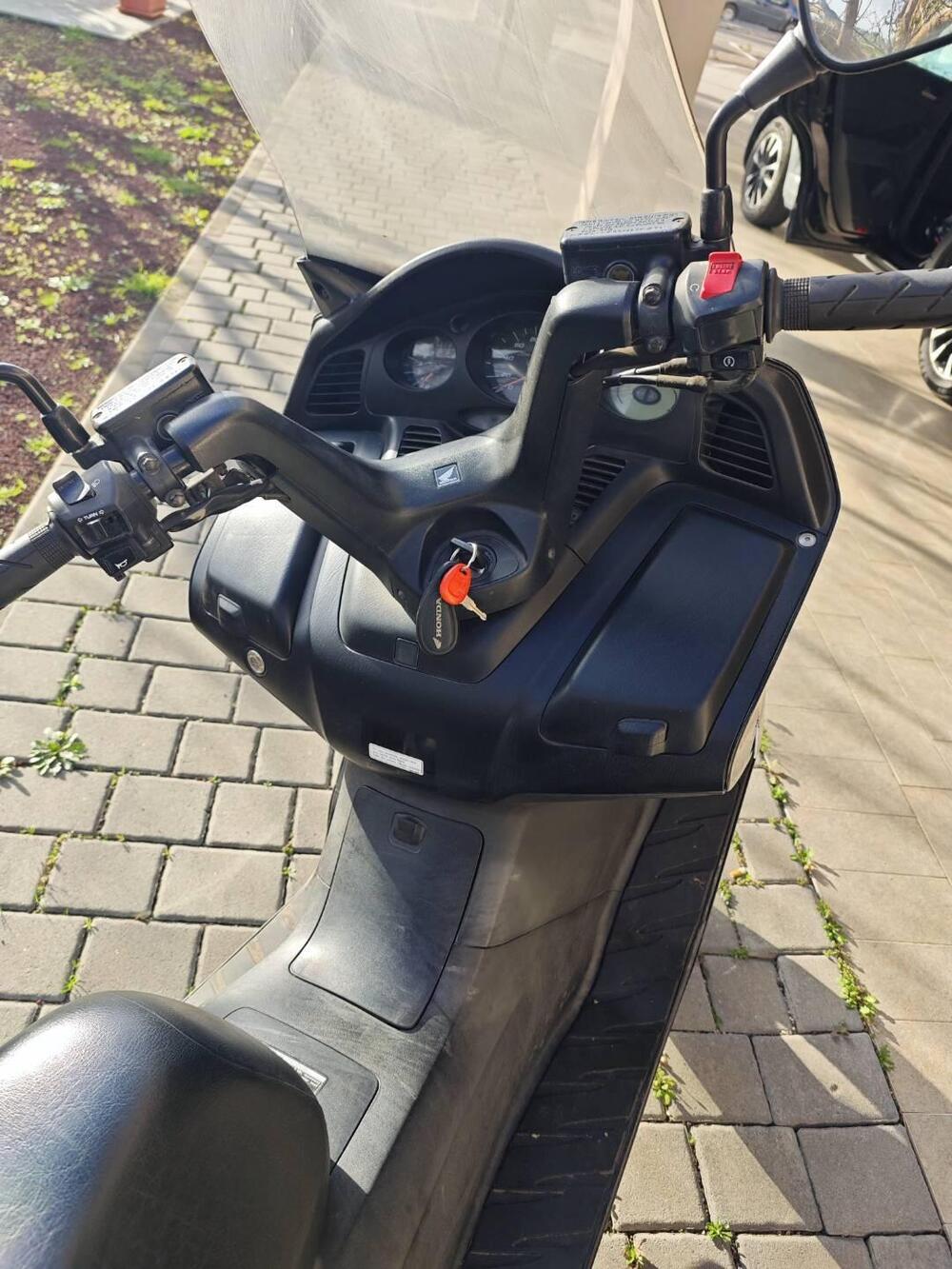 Honda Silver Wing 400 (2006 - 09) (5)