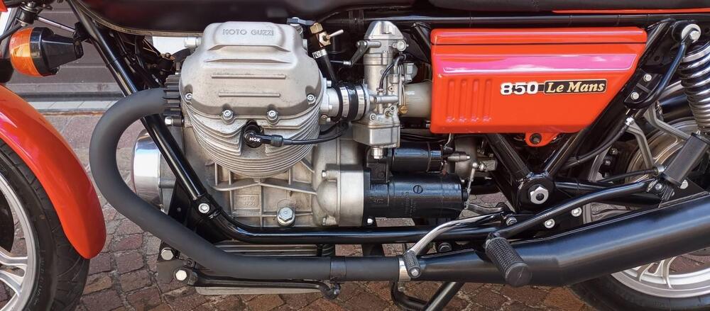 Moto Guzzi LE MANS 1 (8)