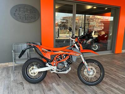 KTM 690 Enduro R (2022 - 25) usata