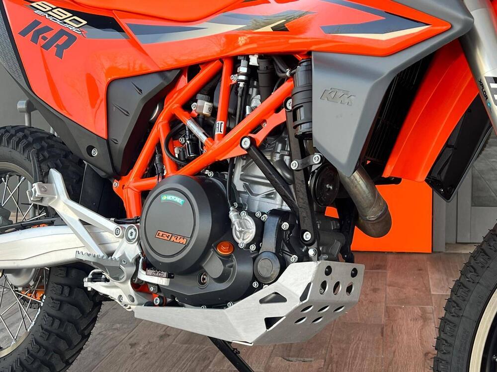 KTM 690 Enduro R (2022 - 25) (5)