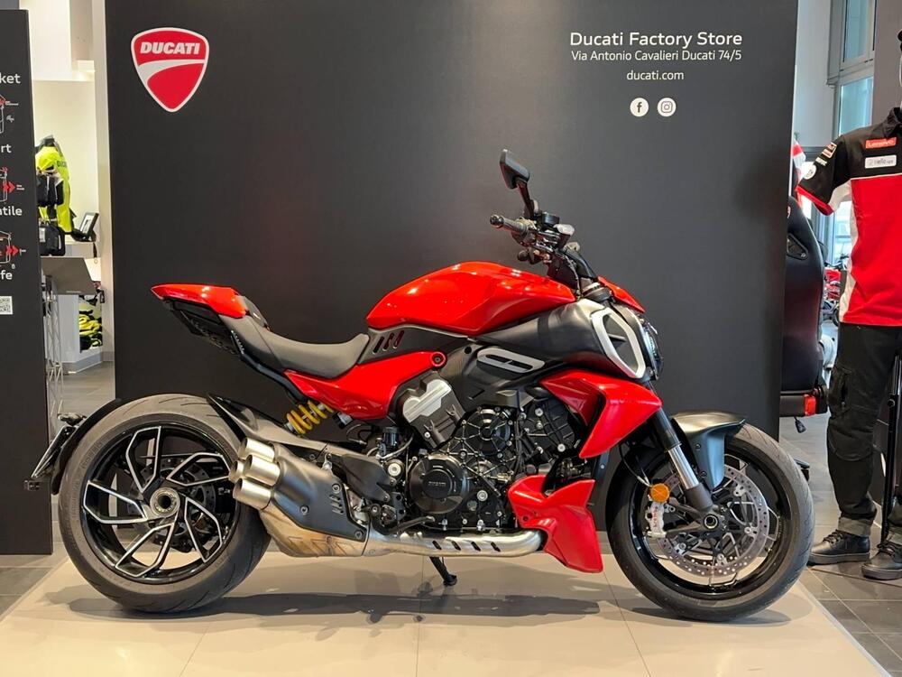 Ducati Diavel V4 (2023 - 26) (2)