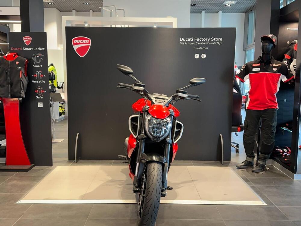 Ducati Diavel V4 (2023 - 26) (3)