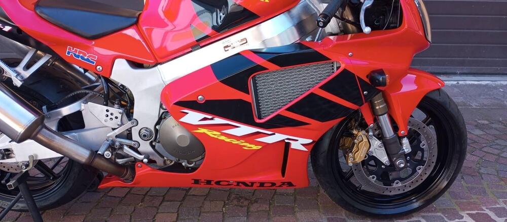 Honda VTR 1000 SP1 (5)