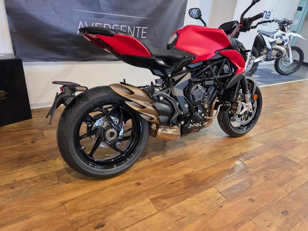 MV Agusta Brutale 800 R (2023 - 25) (4)