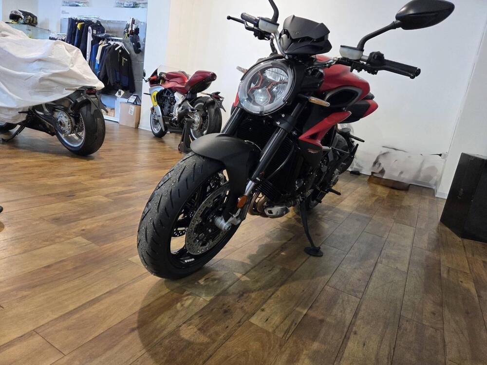 MV Agusta Brutale 800 R (2023 - 25) (6)