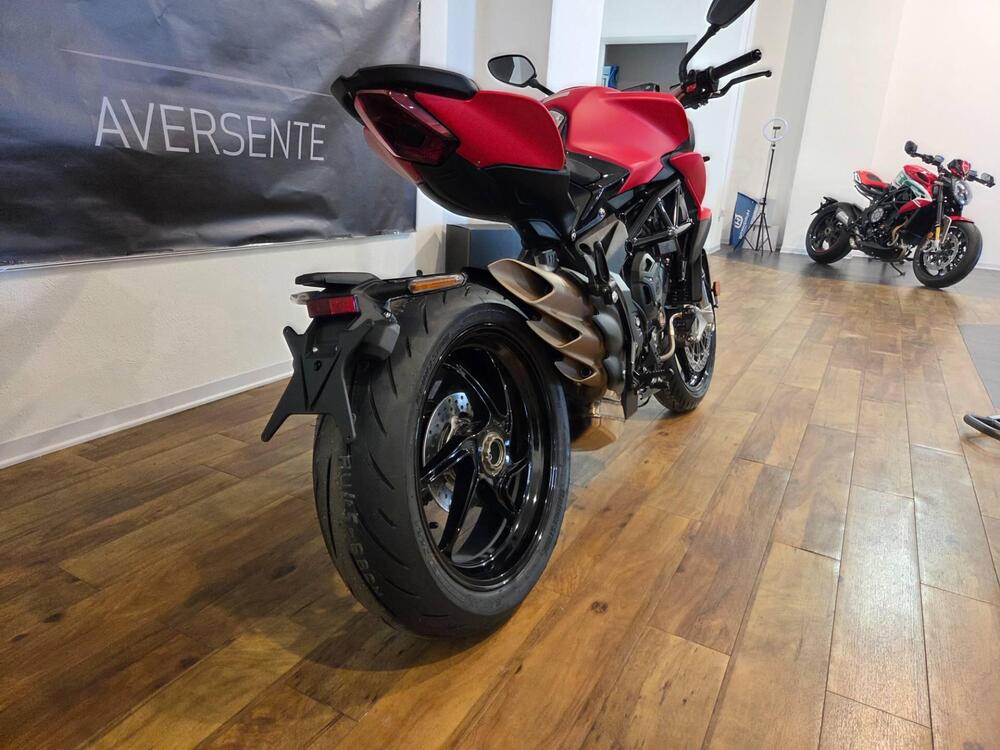 MV Agusta Brutale 800 R (2023 - 25) (12)