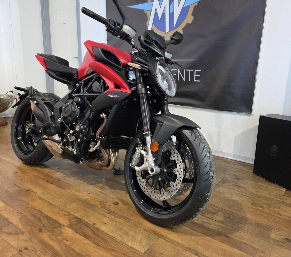 MV Agusta Brutale 800 R (2023 - 25) (2)