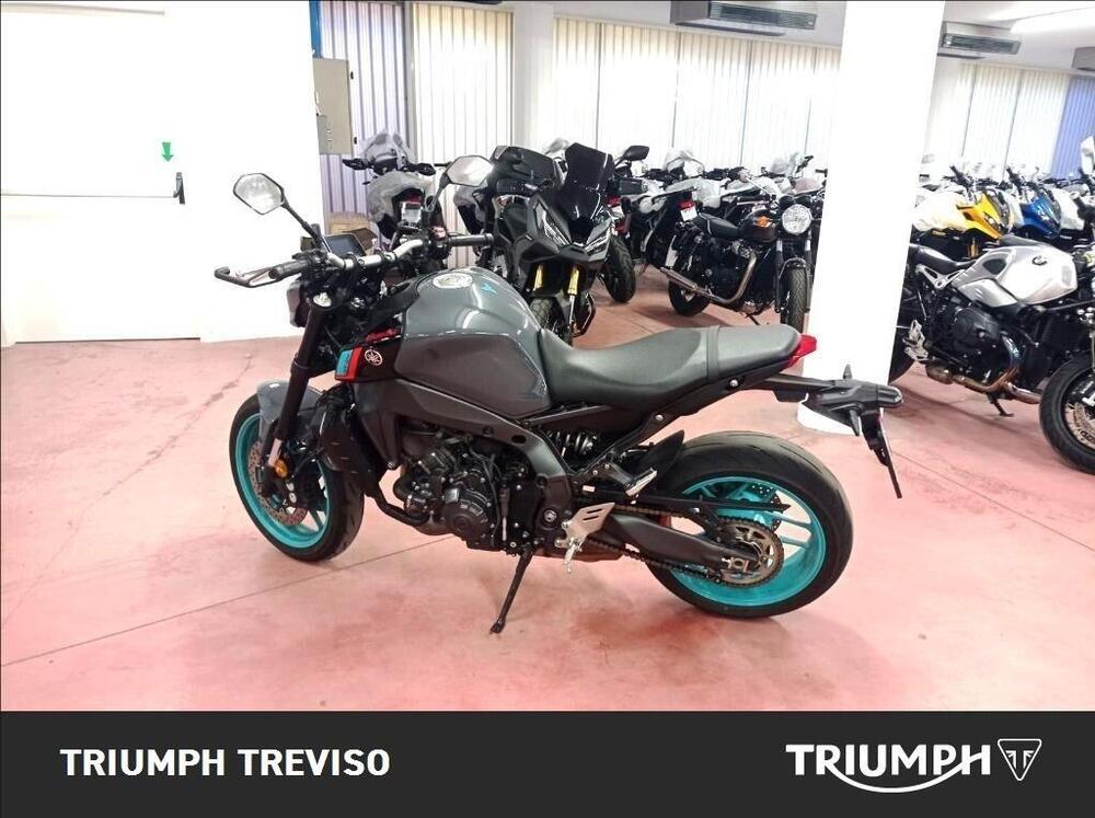 Yamaha MT-09 (2021 - 23) (2)