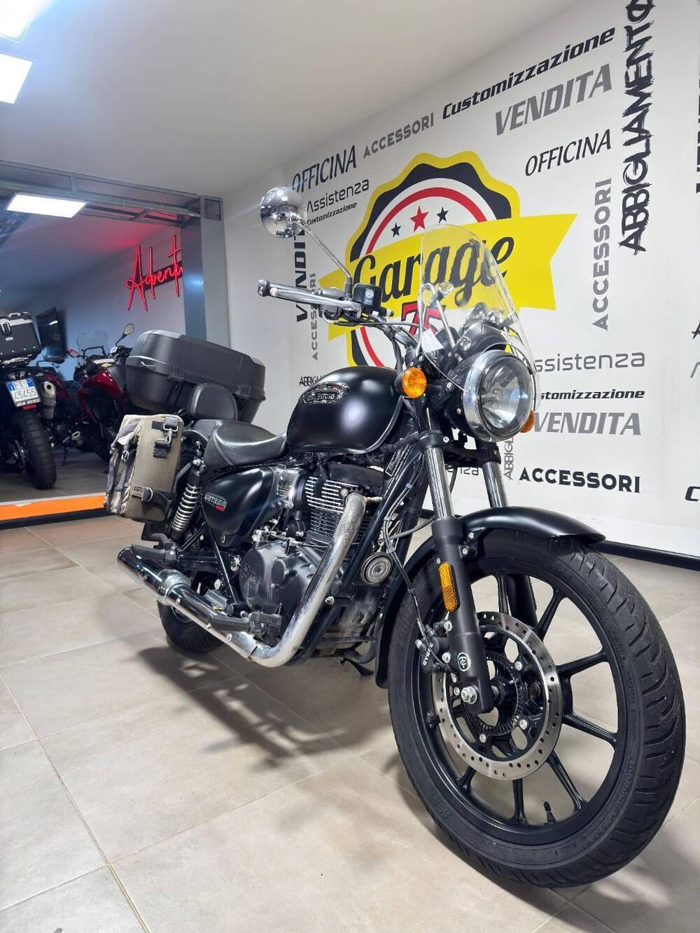 Royal Enfield Meteor 350 (2021 - 26) (2)