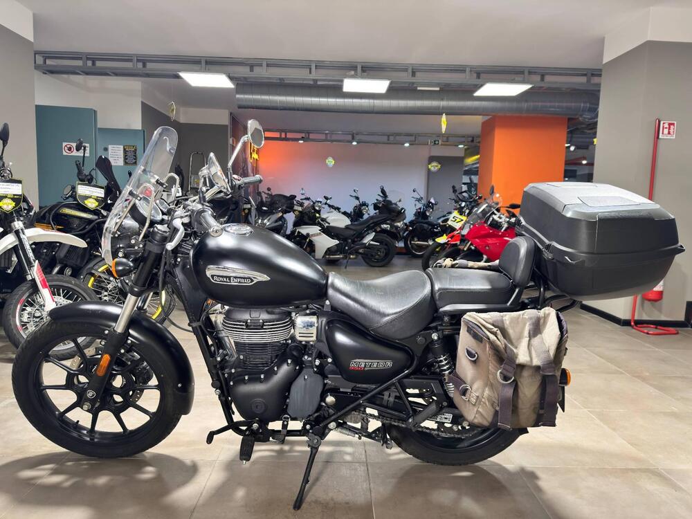 Royal Enfield Meteor 350 (2021 - 26) (4)