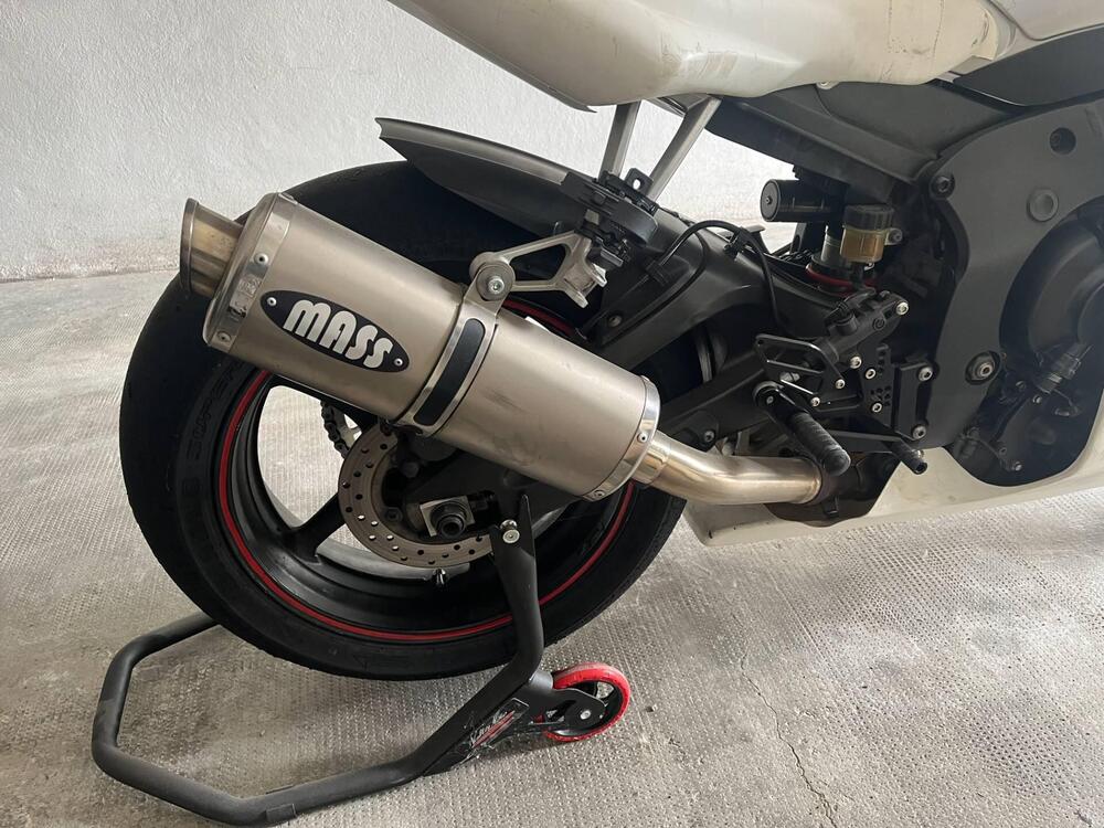 Yamaha YZF R6 (2003 - 04) (9)