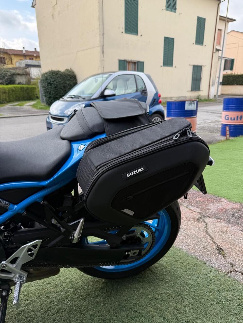 Suzuki GSX-8S (2023 - 24) (11)