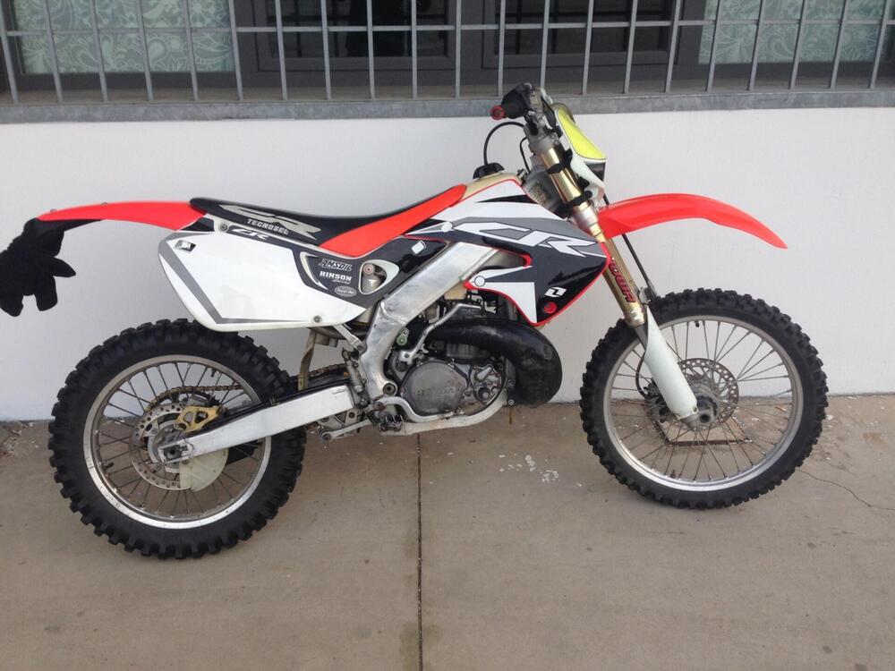 HM CRE 250 (1996 - 99)  (4)