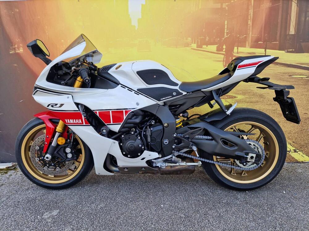 Yamaha YZF R1 GYTR PRO 25th Anniversary (2024)