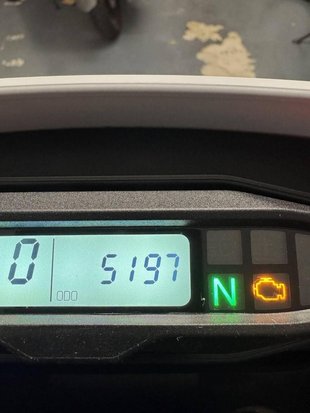 Husqvarna 701 Supermoto (2023 - 25) (8)