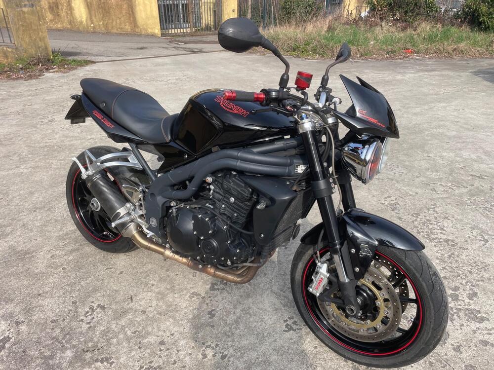 Triumph Speed Triple 1050 (2005 - 11) (2)