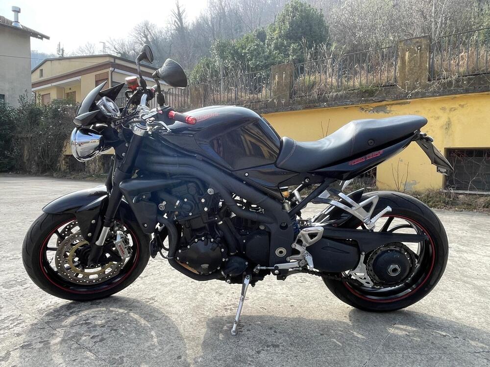 Triumph Speed Triple 1050 (2005 - 11) (8)