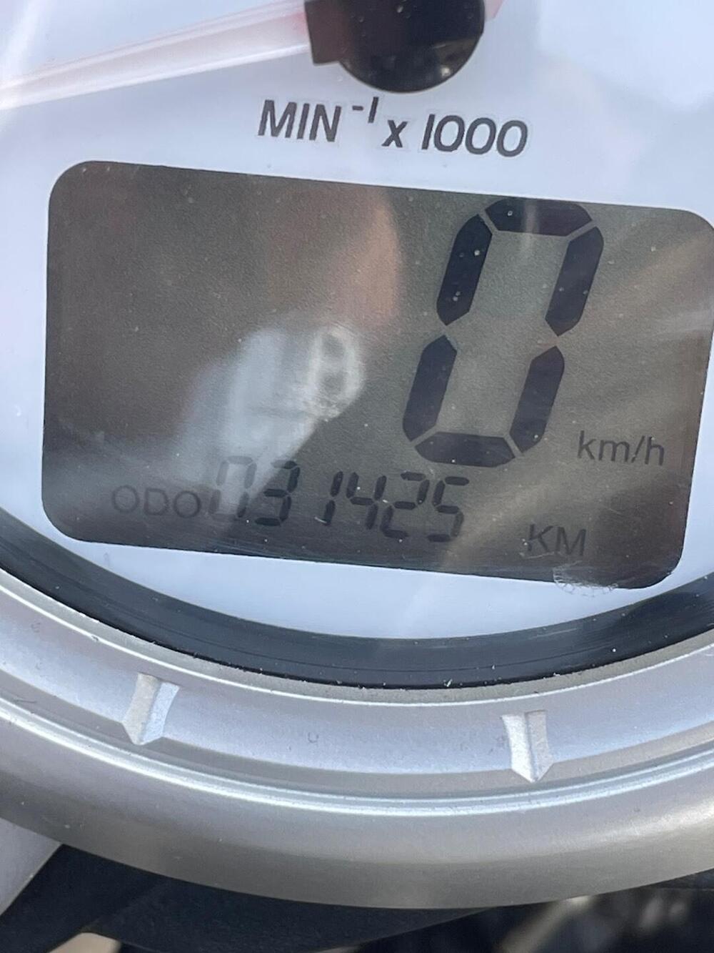 Triumph Speed Triple 1050 (2005 - 11) (9)