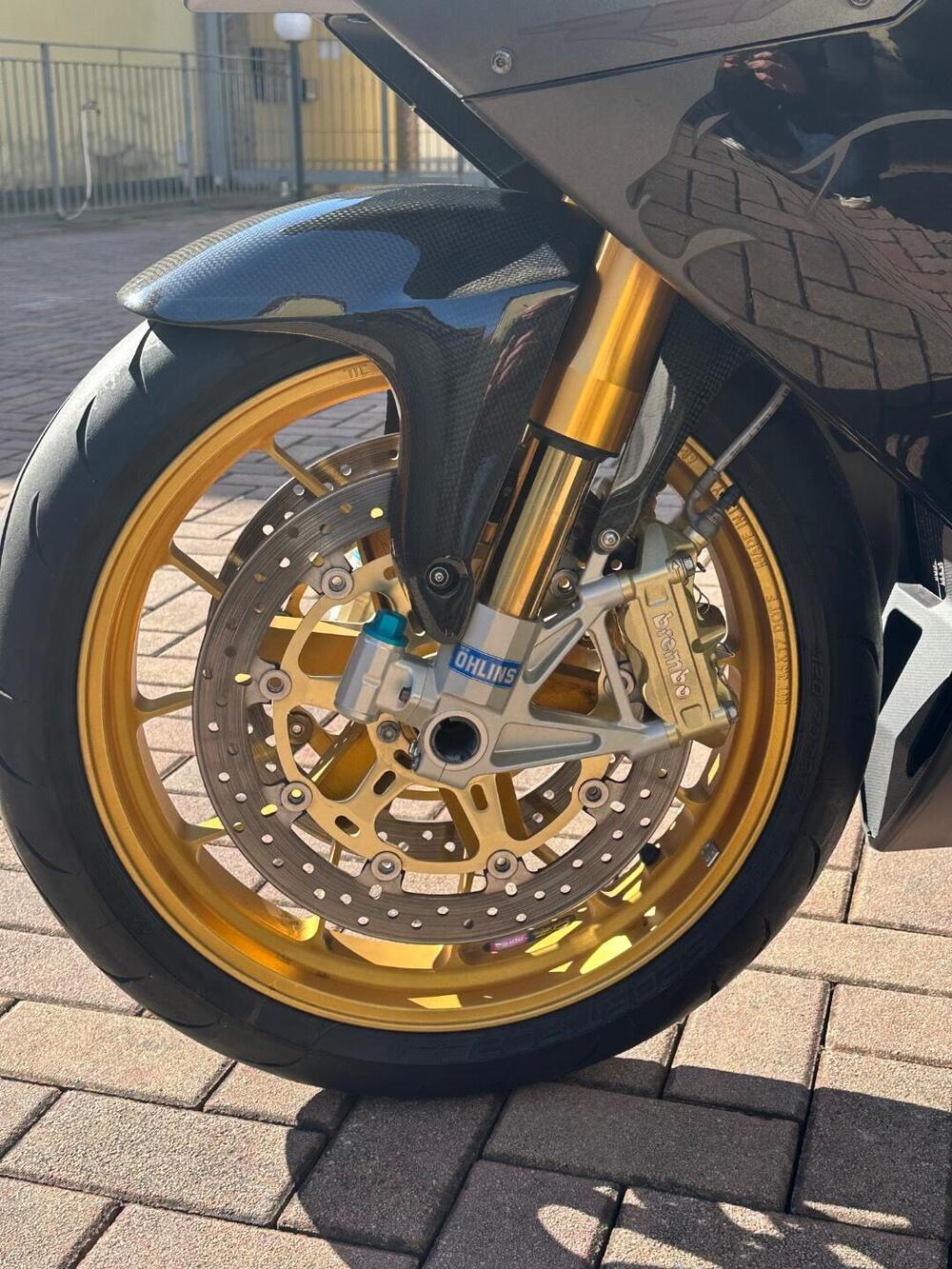 Aprilia RSV 1000 R Factory (2006 - 09) (2)