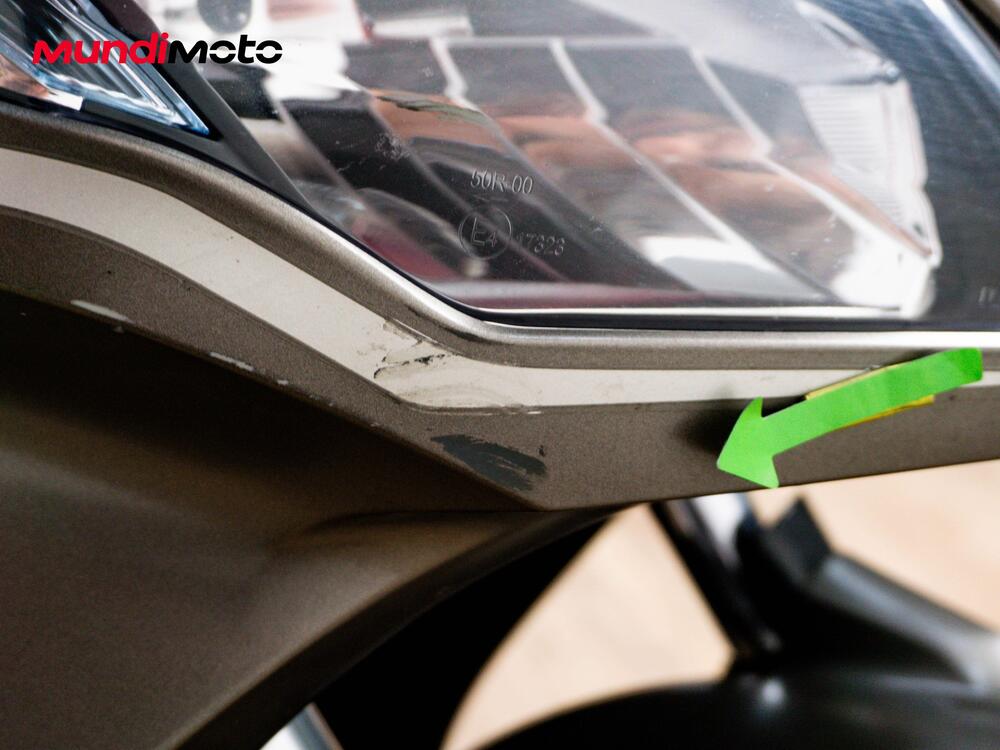 Kawasaki J 300 ABS (2014 - 16) (15)