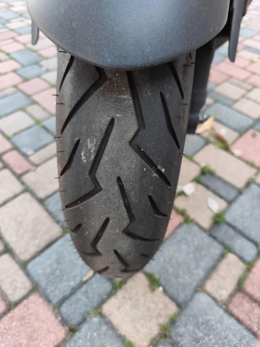 Honda Forza 350 Deluxe (2022 - 24) (7)