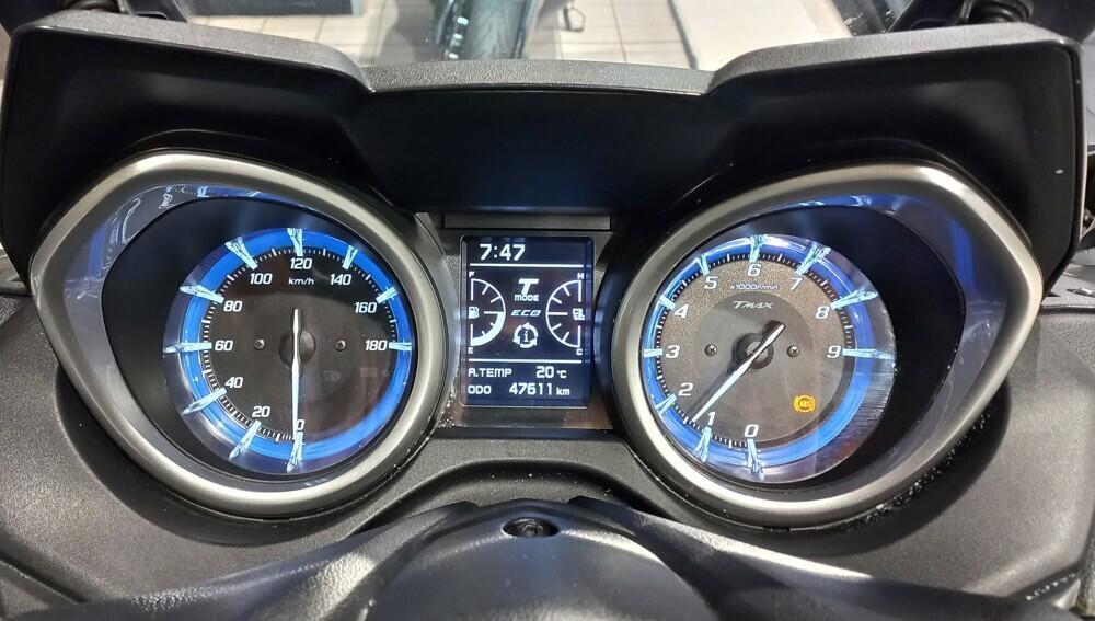 Yamaha T-Max 530 SX (2017 - 19) (4)