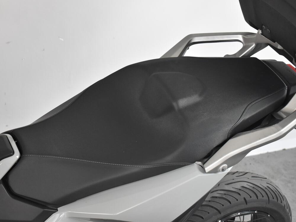 Honda X-ADV 750 DCT Gravel (2021 - 24) (14)