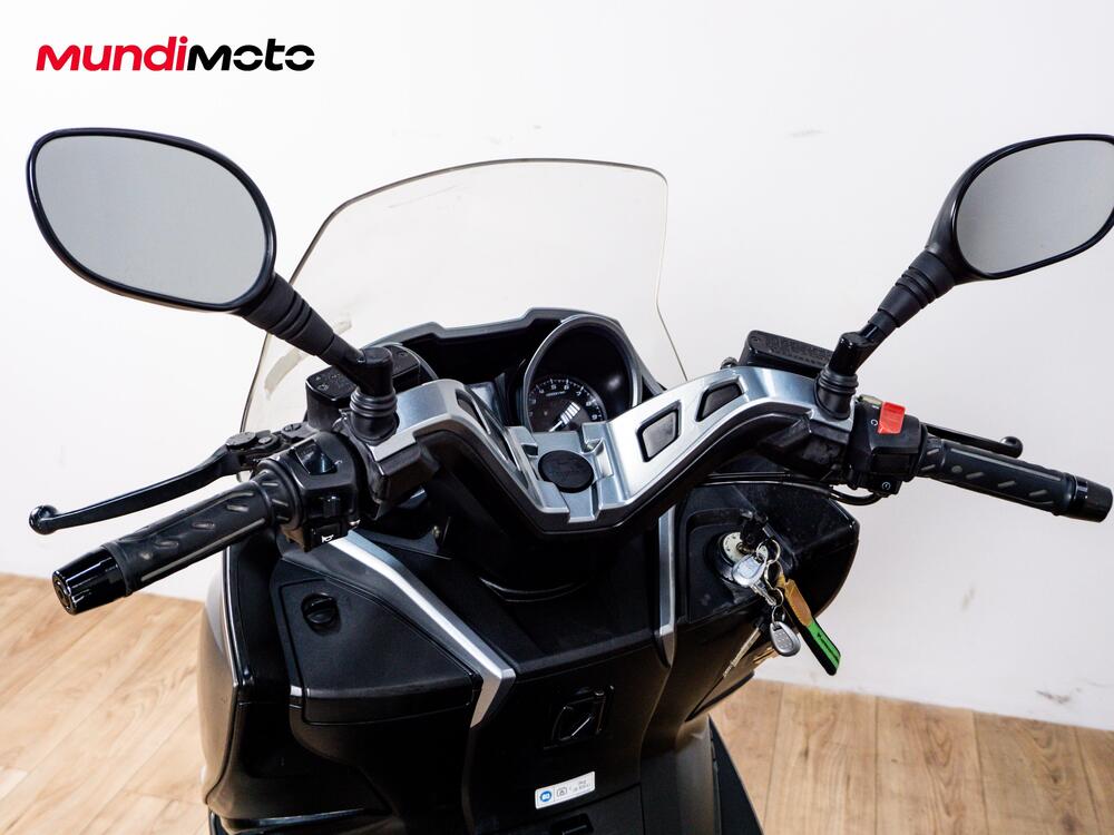 Kawasaki J 300 ABS (2014 - 16) (11)