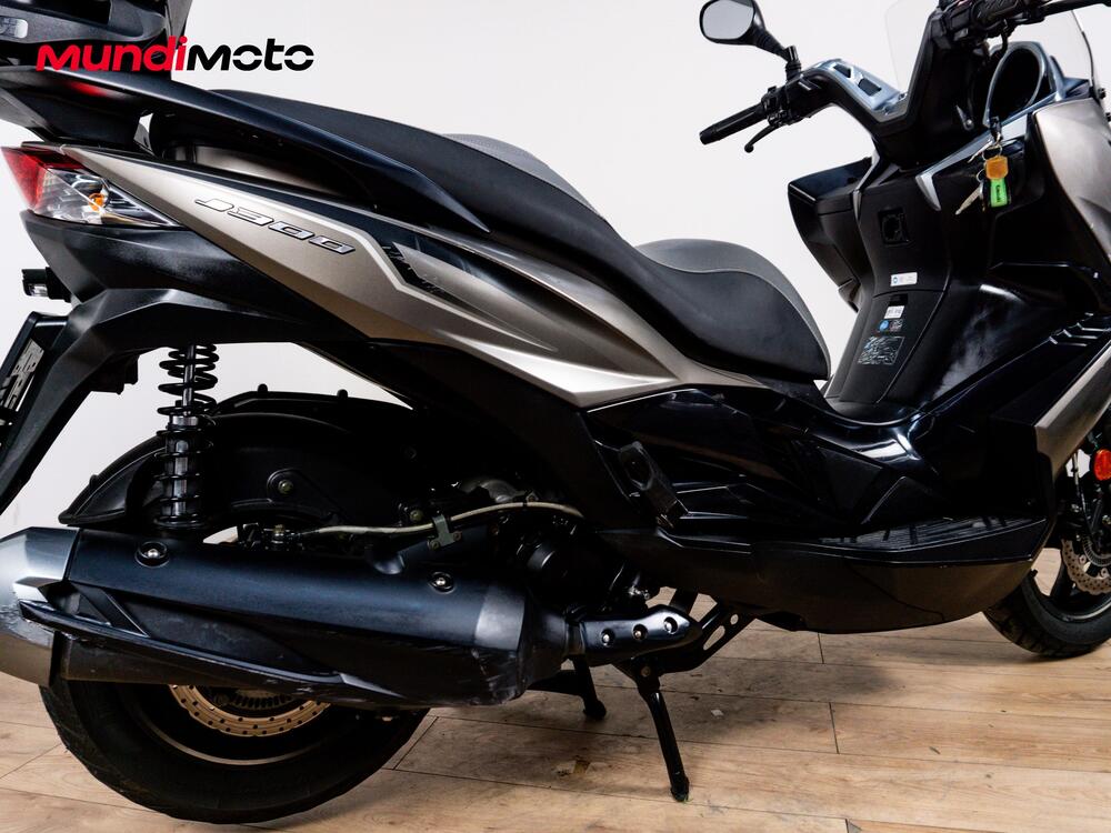 Kawasaki J 300 ABS (2014 - 16) (4)