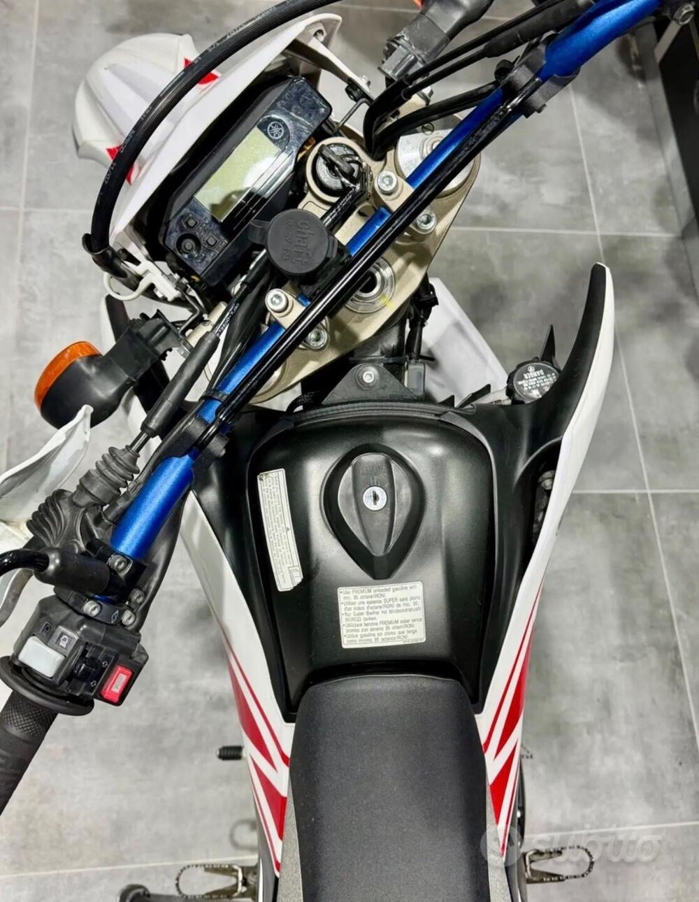 Yamaha WR 250 R (2008 - 13) (6)